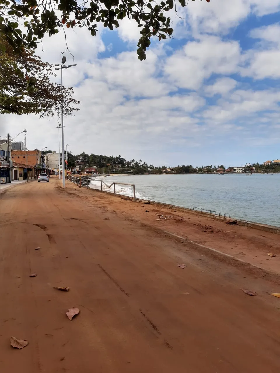 Moradores de Guarapari tentam agendar reunião com a prefeitura sobre obra não finalizada em Meaípe