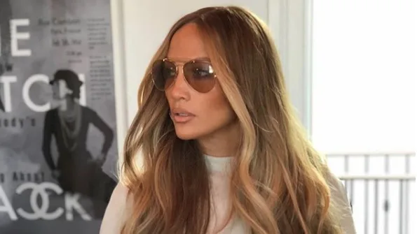 Jennifer Lopez reage à declaração de Alex Rodriguez em seu aniversário: 'estou chorando'