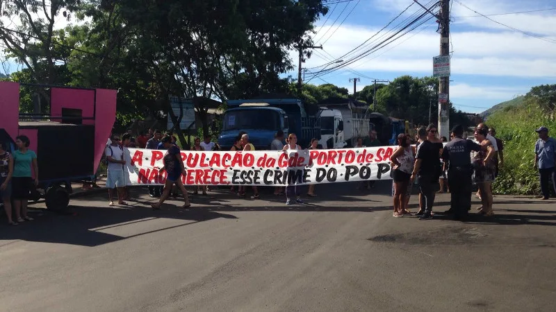 Protesto de moradores deixa trânsito complicado em Cariacica