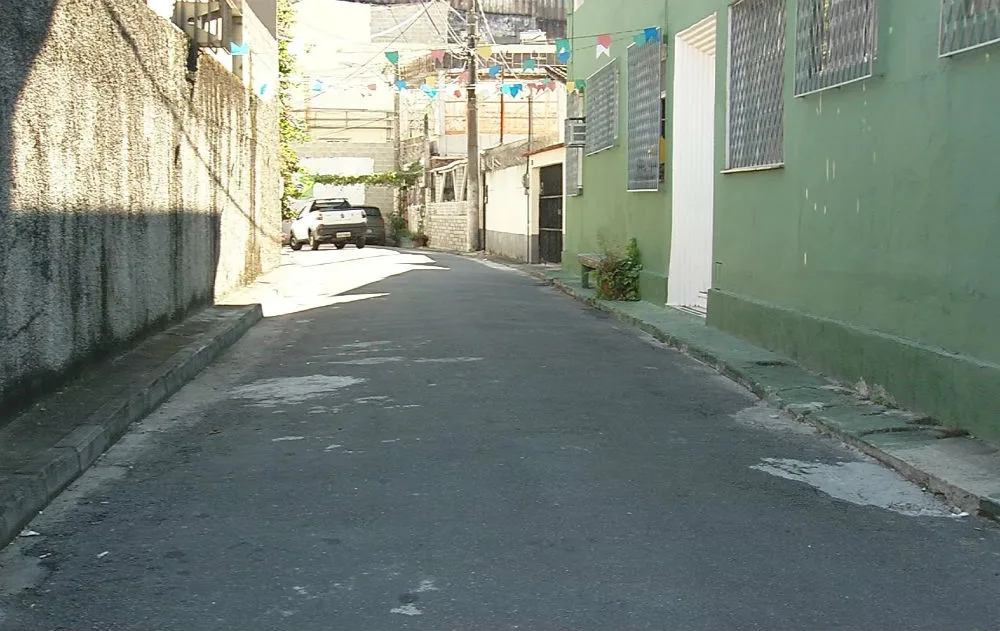 Boliviano é baleado após sair de celebração religiosa com a família na Praia do Suá