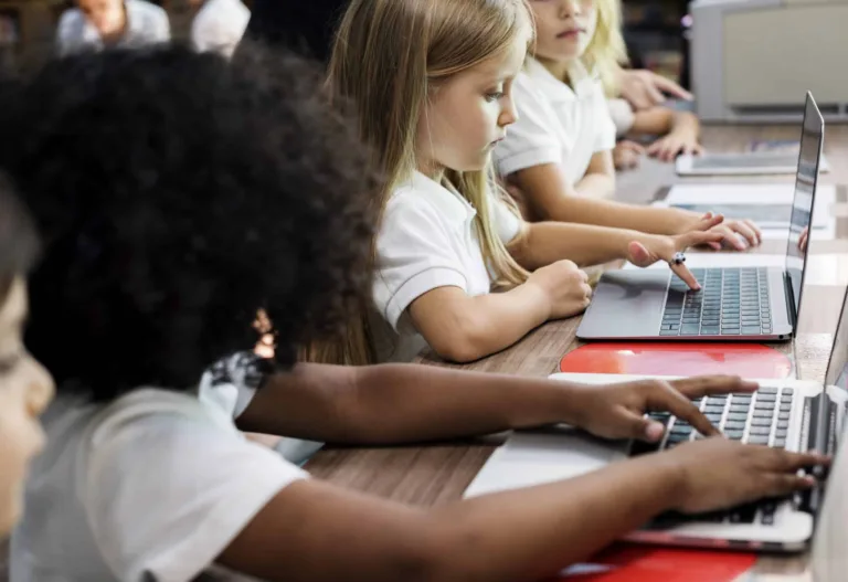 Jogos no ambiente escolar