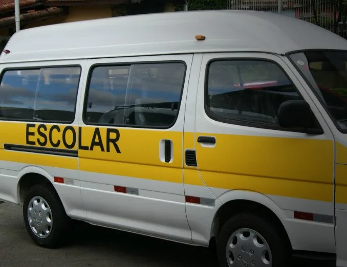 Três vans irregulares são flagradas durante operação em Vila Velha