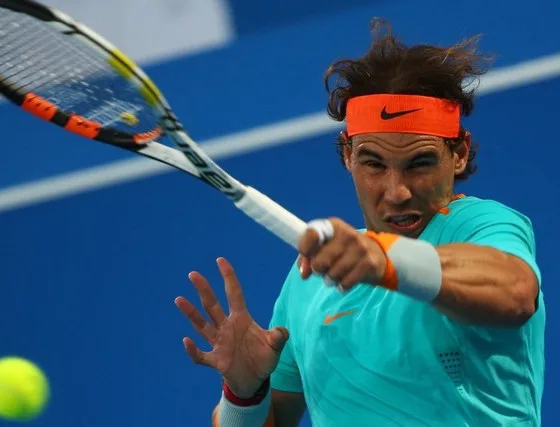 Para se recuperar, Nadal anuncia que não joga mais em 2016