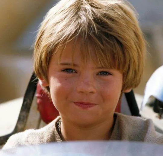 Ator que viveu Anakin Skywalker em Star Wars continua preso nos Estados Unidos