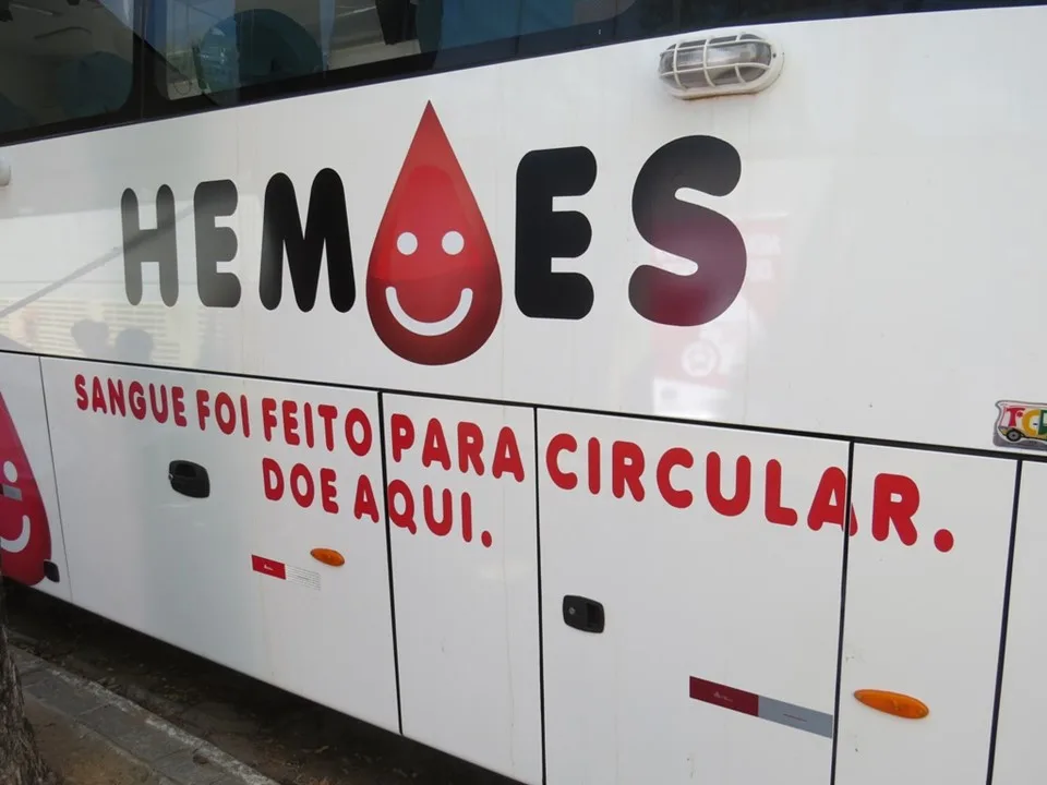 Doação de sangue itinerante: veja a lista dos municípios onde irá circular o ônibus do Hemoes!