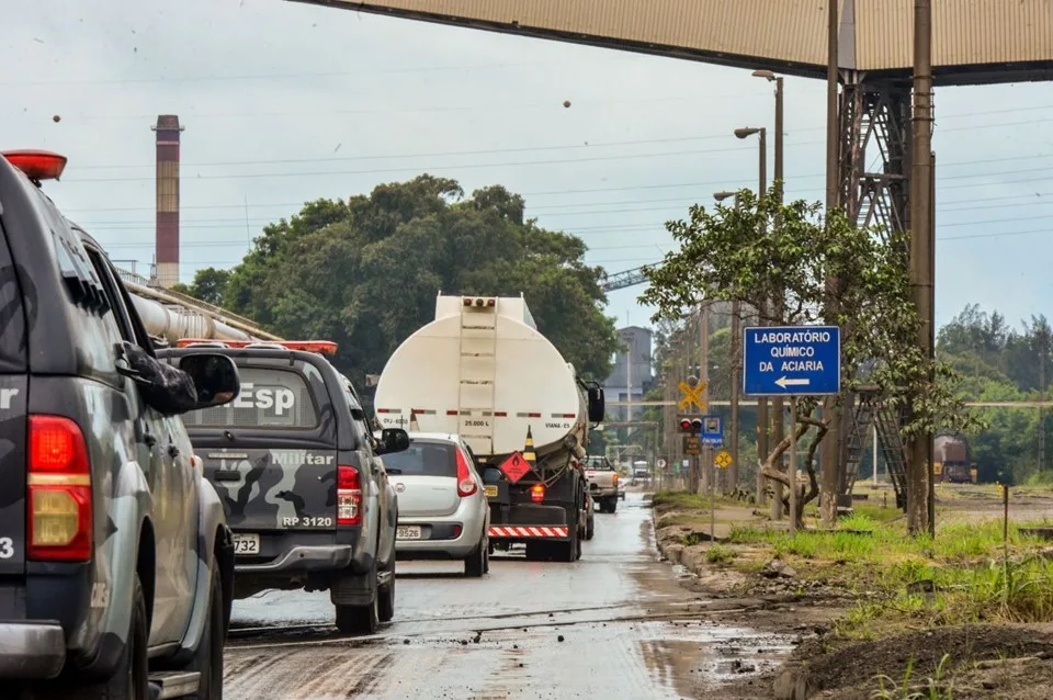 Governo realiza força-tarefa para abastecer veículos de segurança pública e saúde