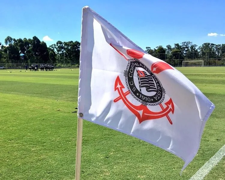 Corinthians fica atrás de rivais em premiação do futebol paulista