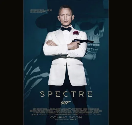 Daniel Craig mostra seu lado sedutor e perigoso em novo pôster de 007 Contra Spectre