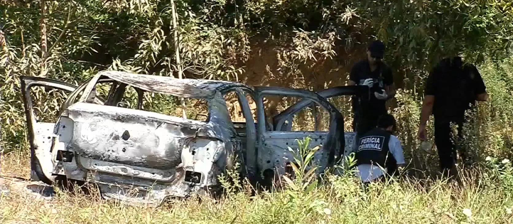 Homem é encontrado morto dentro de carro carbonizado em Vila Velha