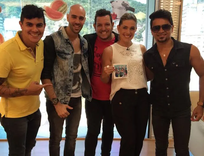 Banda Comichão completa 15 anos e lança CD no Fala ES