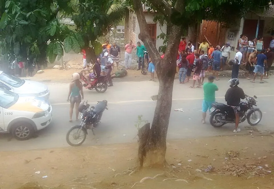 PM reage a assalto em supermercado de Cachoeiro e acaba baleado por bandidos