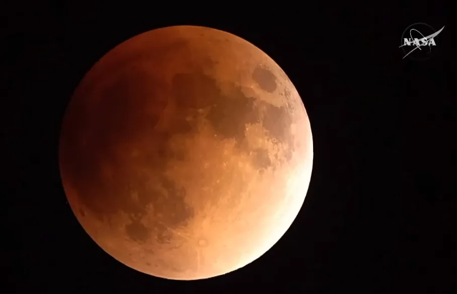 Superlua, Lua Azul e Lua de Sangue acontecem nesta quarta-feira. Acompanhe ao vivo!