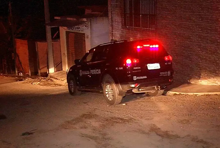 Adolescente de 16 anos é assassinado e outro é baleado em Cariacica