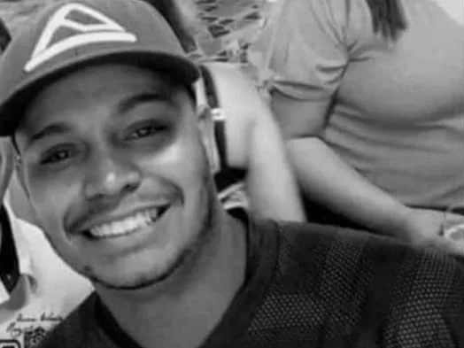 Corpo de jovem que morreu em acidente na BR-101 é liberado do DML e será sepultado nesta 4ª