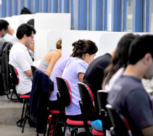 Estudantes podem concorrer a partir desta segunda a vagas não preenchidas do Fies