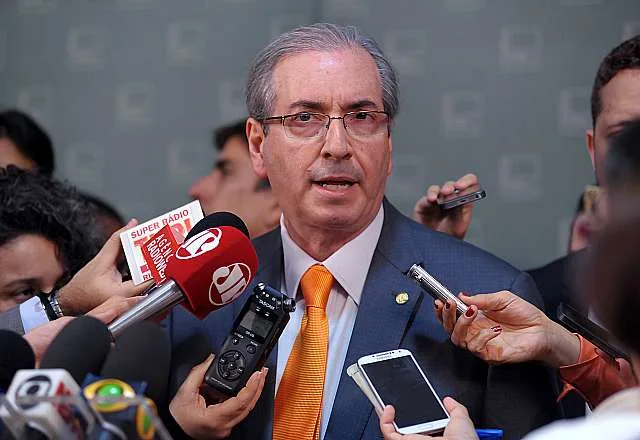 Votação da maioridade penal em 2º turno deve ocorrer só após o recesso, diz Cunha