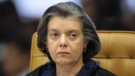 Cármen Lúcia nega pedido para adiar julgamento da 'desaposentação'