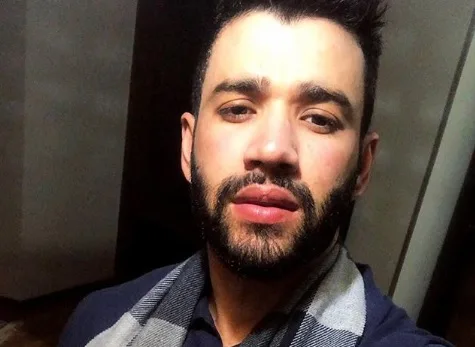 Gusttavo Lima responde a fã que reclamou sobre demora de doação