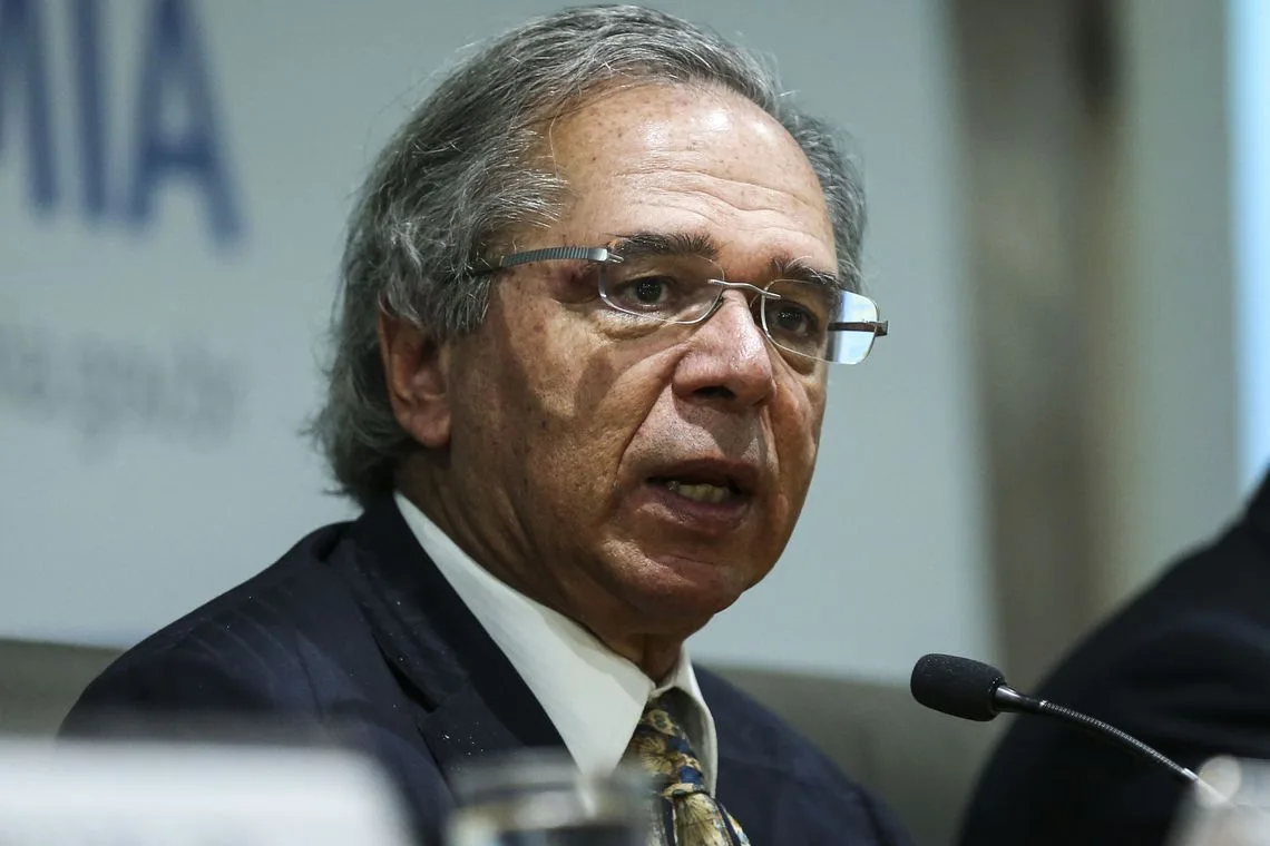 O ministro da Economia, Paulo Guedes anuncia medidas para reduzir burocracia, custos e tempo em processos de marcas e patentes.