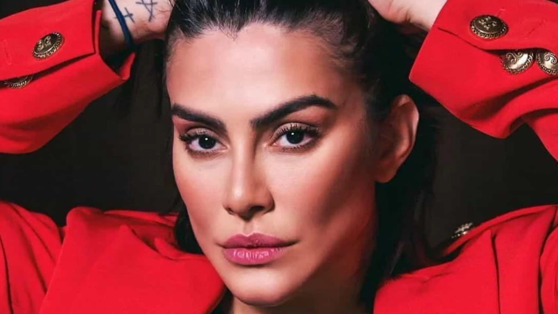 Cleo Pires vai à polícia contra invasão de seu Instagram