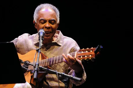 Gilberto Gil recebe alta e deixa hospital Sírio-Libanês