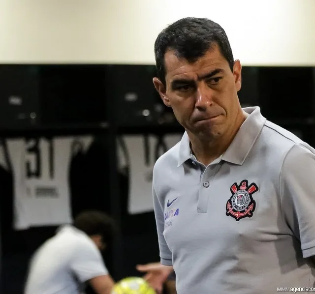 Com retorno de titulares, Carille tem só uma dúvida para escalar o Corinthians