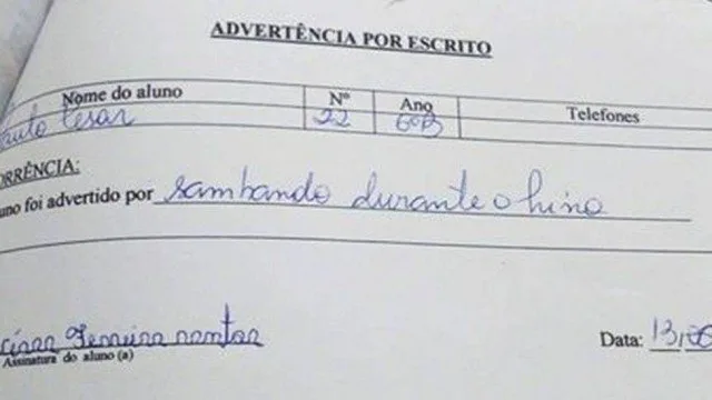 Aluno é advertido por escola após sambar durante hino nacional