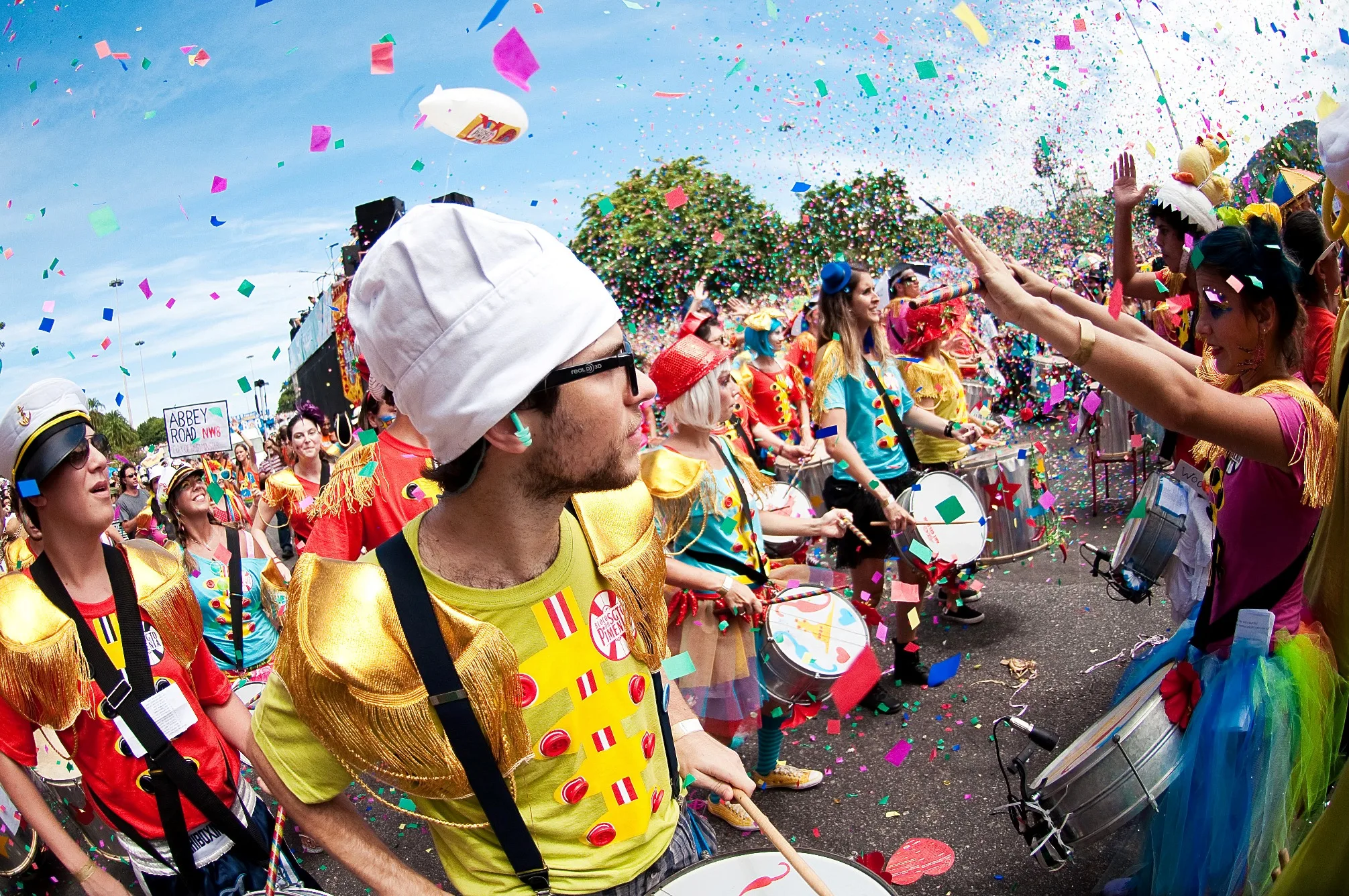 Concessionária de energia alerta para cuidados com a rede elétrica no Carnaval