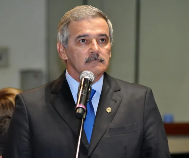 Guerino é prefeito de Linhares