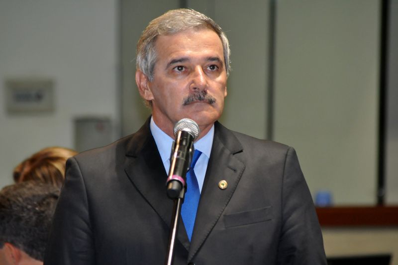 Guerino é prefeito de Linhares