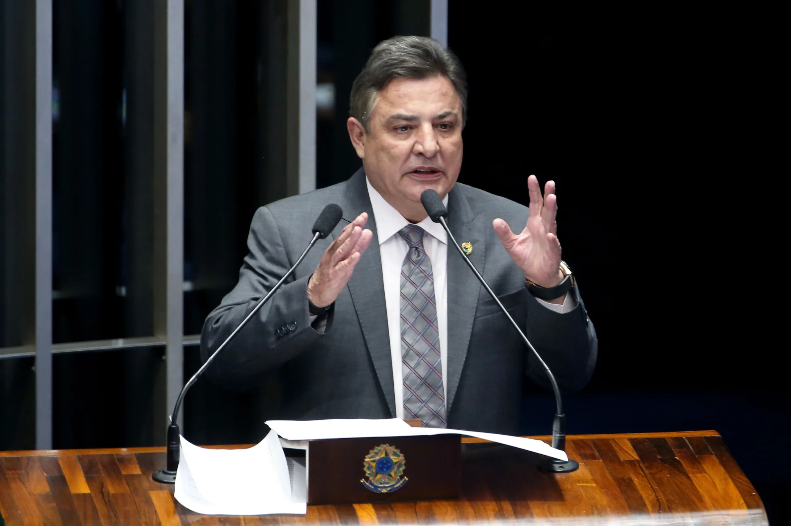 Brasília – Senador Zezé Perrella fala durante o quinto dia de julgamento final do processo de impeachment da presidenta afastada, Dilma Rousseff, no Senado.(Wilson Dias/Agência Brasil)