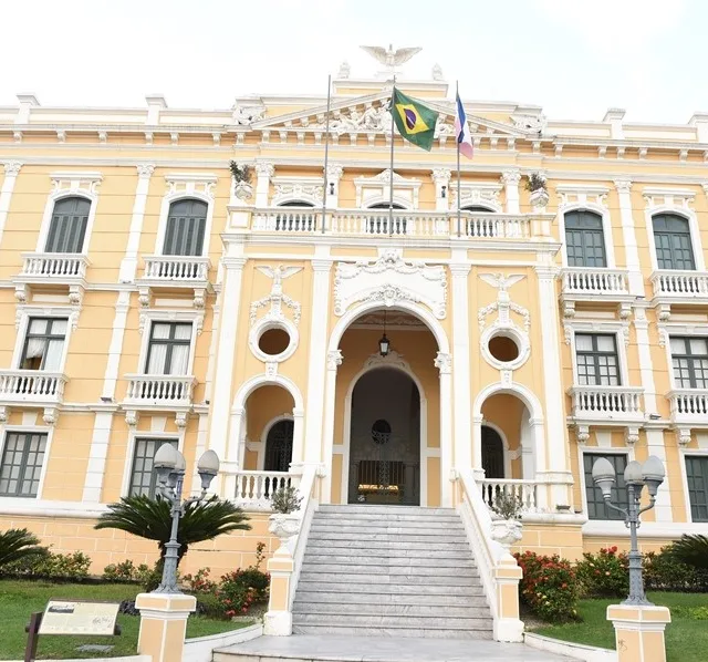 Salário de servidores do Estado será pago na véspera do Carnaval