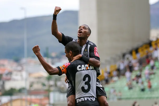 Robinho é preservado e não viaja com o Atlético-MG para Salvador