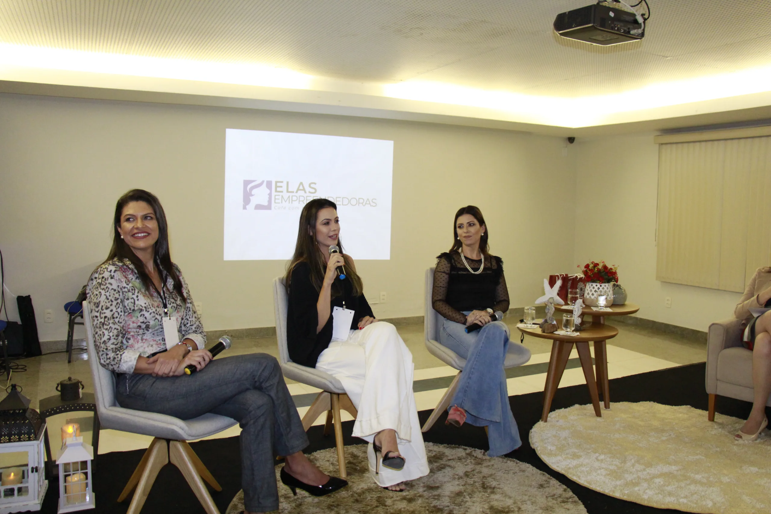 "Elas Empreendedoras" motiva mulheres em Guarapari