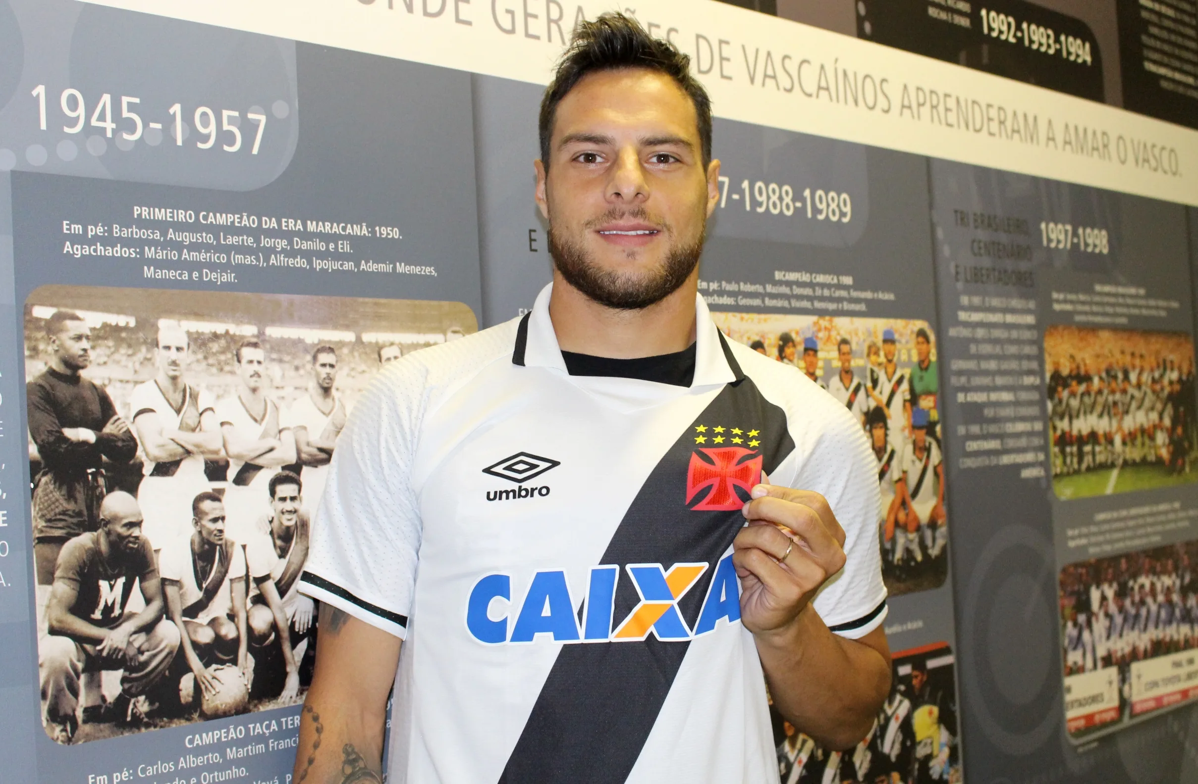 Desábato diz que goleada 'doeu muito', mas confia em resposta do Vasco na quinta