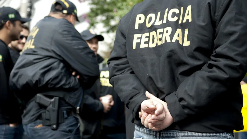 Polícia Federal faz operação no ES e em mais três estados contra o contrabando de cigarros