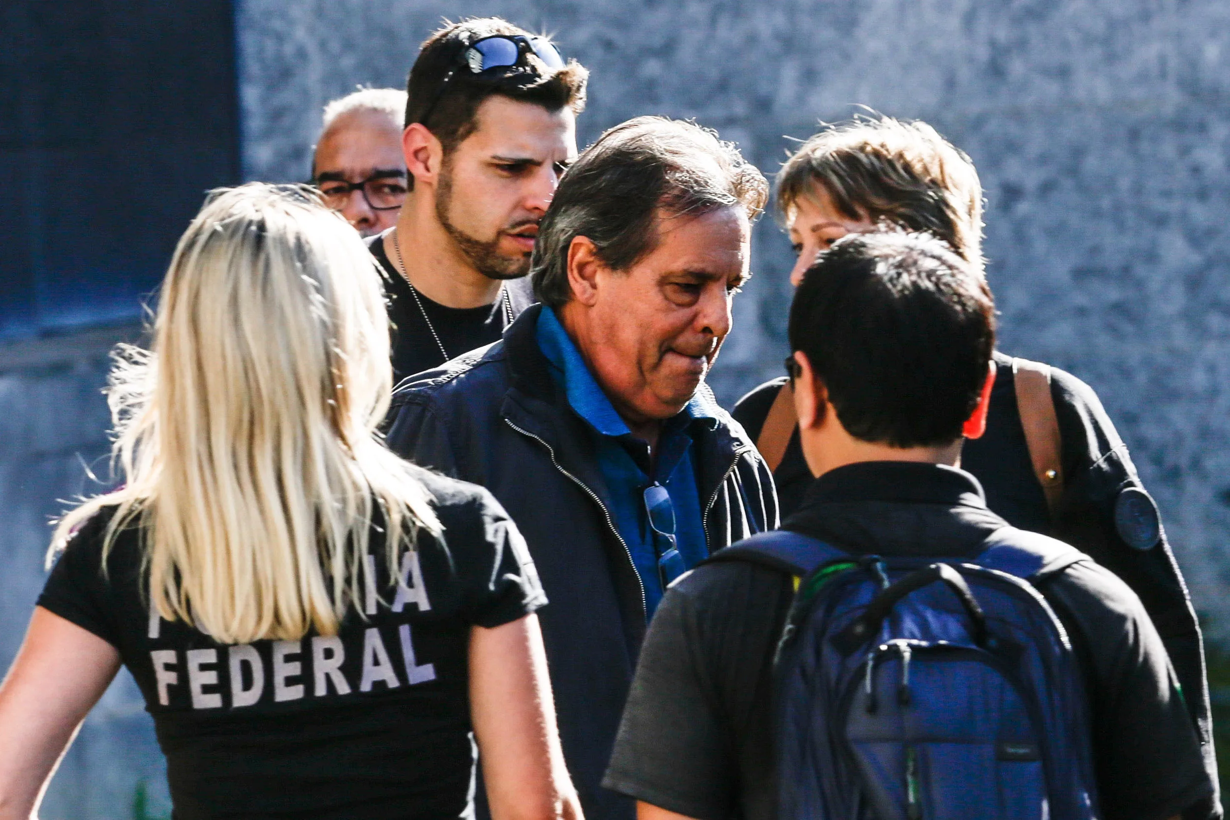 03-08-15/ SAO PAULO SP/ POLITICA LAVA JATO O irmao do ex ministro Jose Dirceu, Luis Eduardo Oliveira e Silva, deixa a Policia Federal. FOTO GABRIELA BILO/ ESTADAO