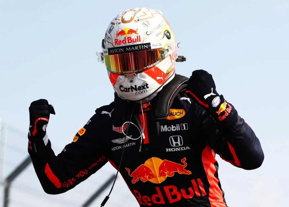 Em pista escorregadia, Max Verstappen lidera primeiro treino livre na Turquia