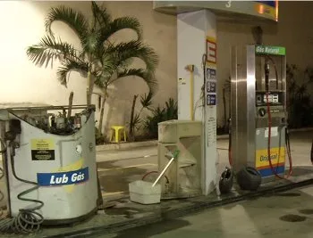 Sindipostos-ES orienta consumidores a pesquisarem preço após reajuste na gasolina