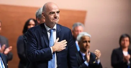 Infantino manda recado a Trump sobre acesso aos EUA ao abordar a Copa de 2026