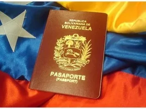 País reconhece validade estendida de passaportes de venezuelanos