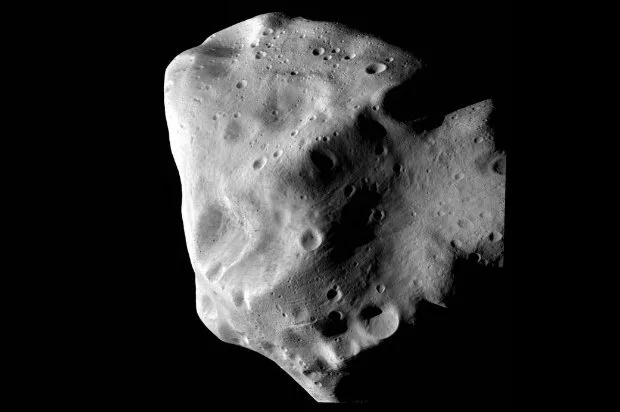 Asteroide gigante passará perto da Terra neste domingo