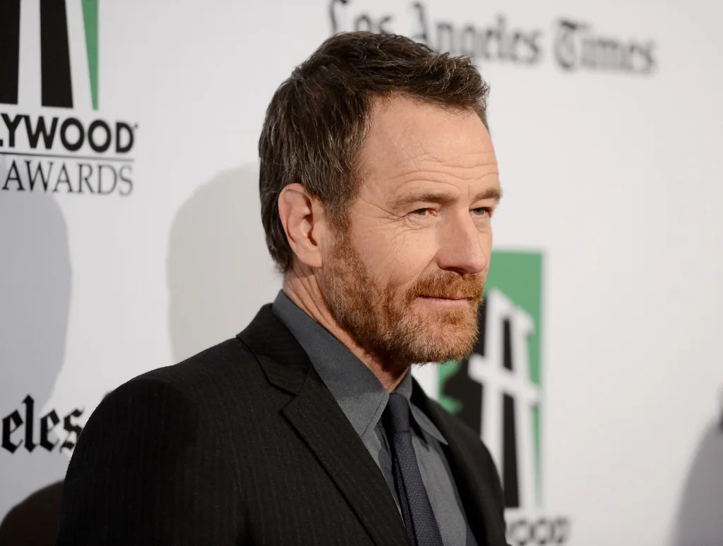 Bryan Cranston perde o fã, mas não perde a piada