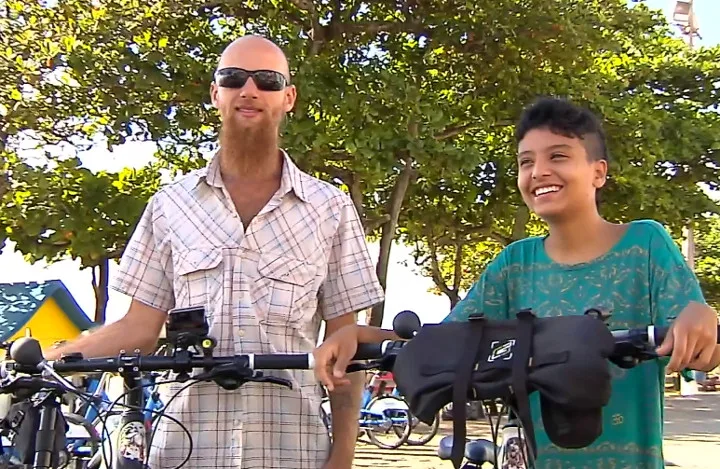 Casal capixaba dará volta na América do Sul de bicicleta