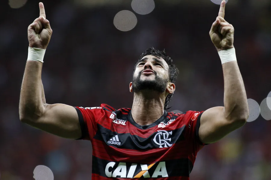 Barbieri diz que Dourado 'nunca foi quarta opção' no Flamengo e elogia atacante