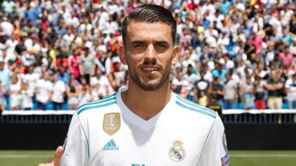 'Meu sonho desde pequeno era estar aqui', diz Ceballos em apresentação no Real