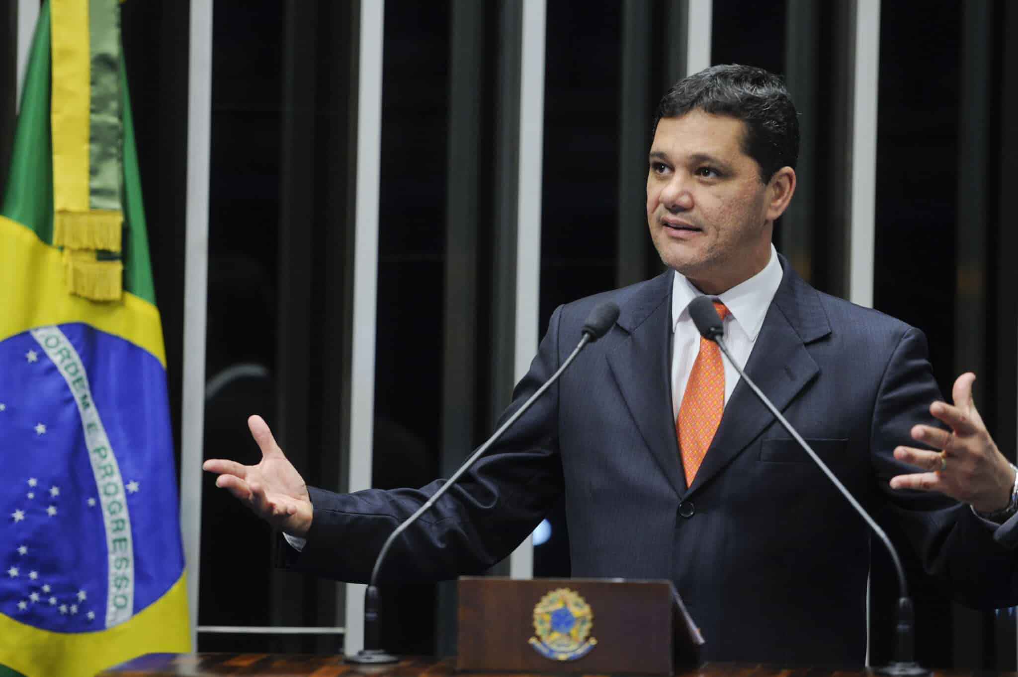 Em discurso na tribuna do Senado, senador Ricardo Ferraço (PMDB-ES)