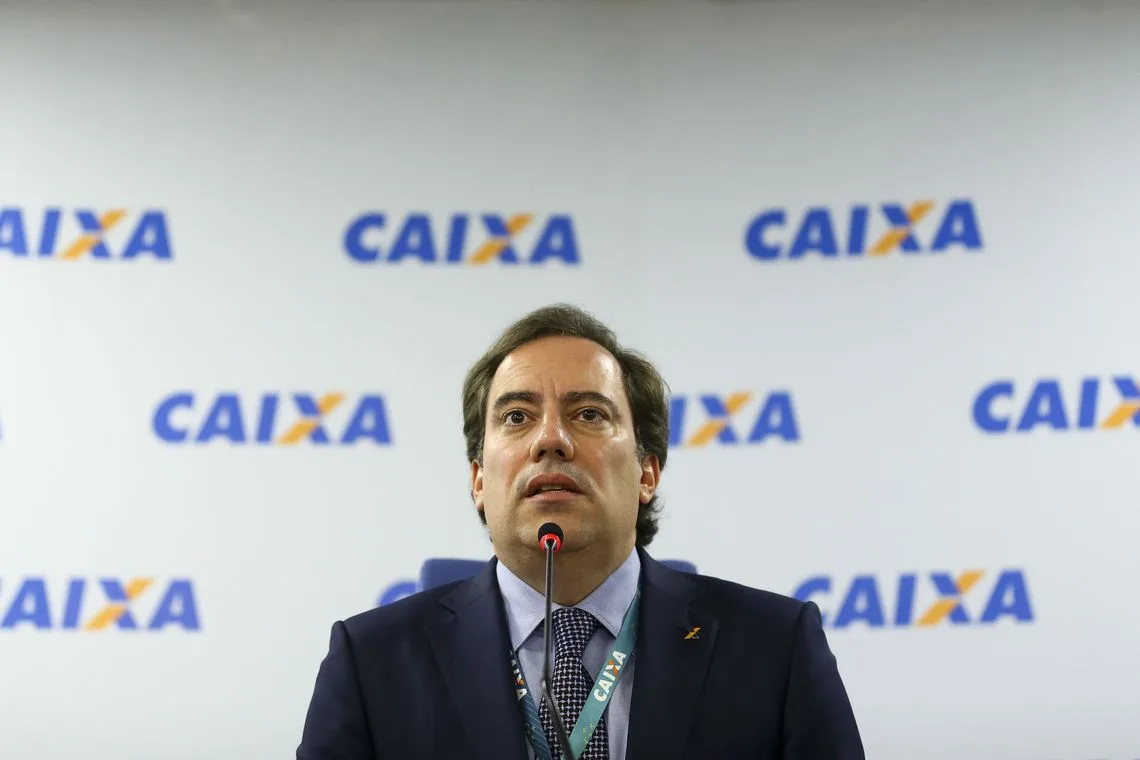 O presidente da CAIXA, Pedro Guimarães, durante entrevista coletiva para anunciar os calendários de pagamentos do FGTS e das cotas do PIS.