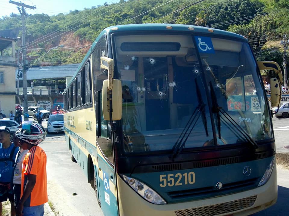 Grávida morta em assalto a ônibus é sepultada em Jerônimo Monteiro