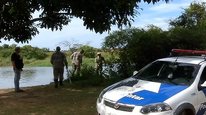 Corpo de homem com mãos amarradas é encontrado boiando às margens do Rio Jucu